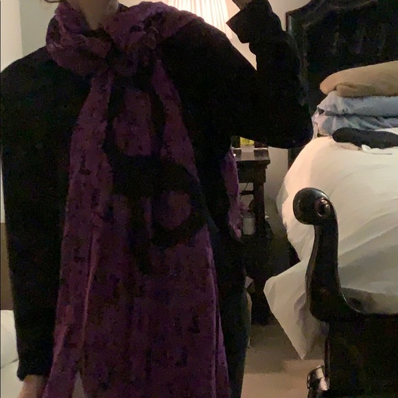 Scarf - Picture 5 of 5